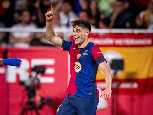 费城人队球迷由于在季后赛期间制造的声浪高达 110 分贝，获赞“最吵主场”