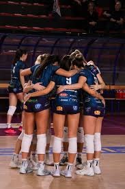 [乒乓球]深圳大学俱乐部捧起乒超“凤杯”