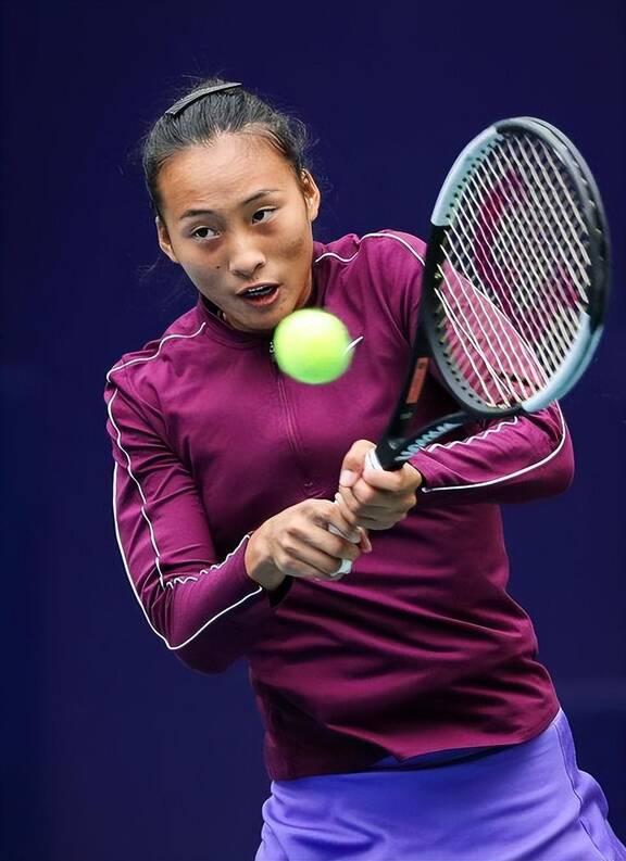 起伏不定 起伏不定