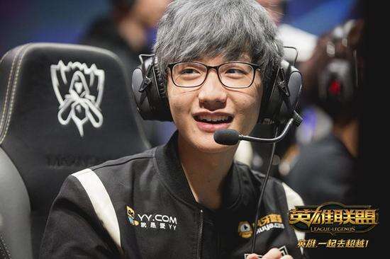 他语言后则 他语言后则