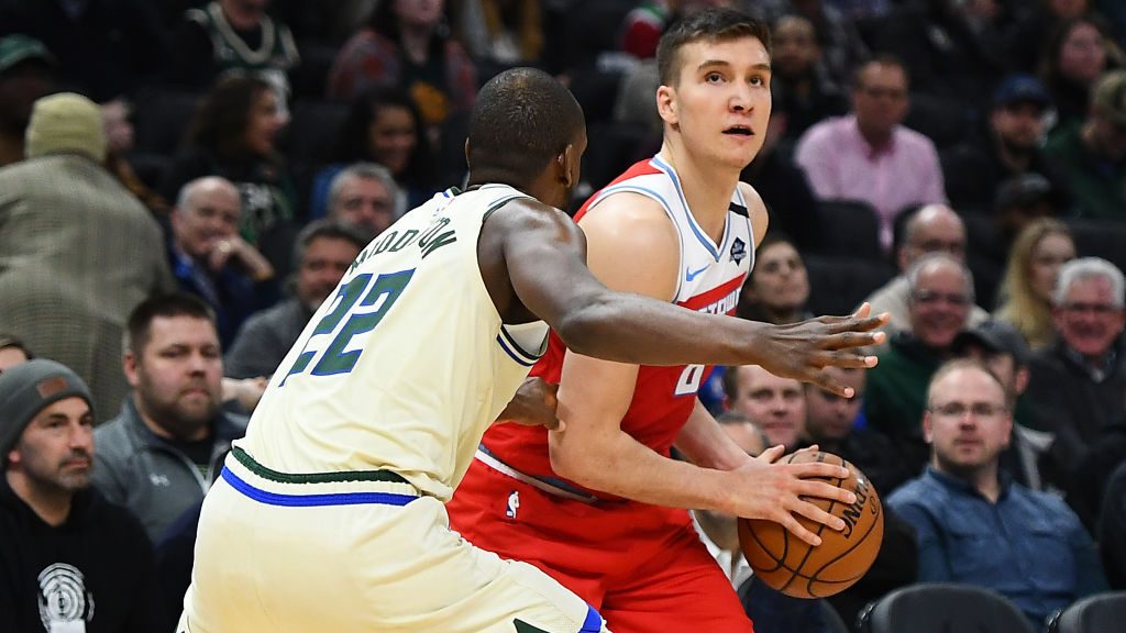 名鹊起的 名鹊起的