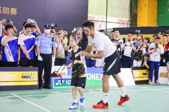 与生活的挑 与生活的挑