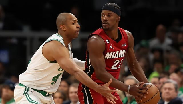 战术素养高 战术素养高